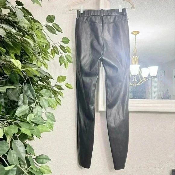 Zara Faux Leather Skinny Ankle Pants - Size M - Picture 2 of 5